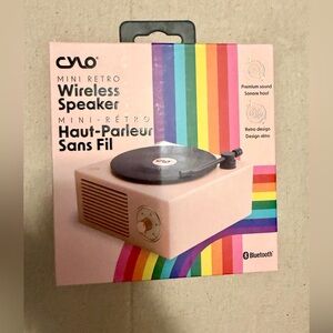 Cylo Mini Retro Record Player Portable BlueTooth Speaker w/Spinning Vinyl  NEW
